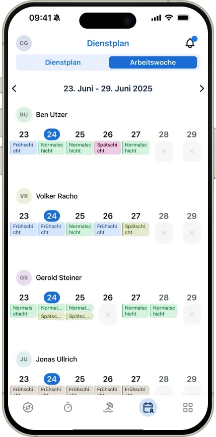 Dienstplananzeige auf einem Smartphone mit Mitarbeiternamen und Schichten für den Zeitraum vom 23. Juni bis 29. Juni 2025.